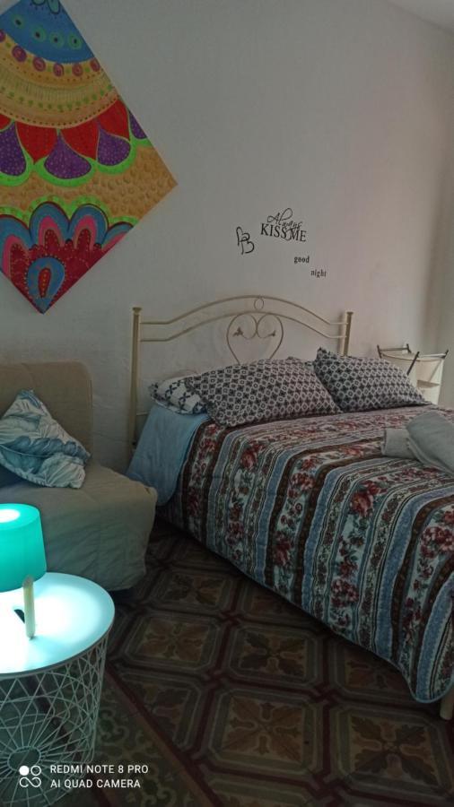Al Molo Sant'Eligio Hotell Taranto Exteriör bild