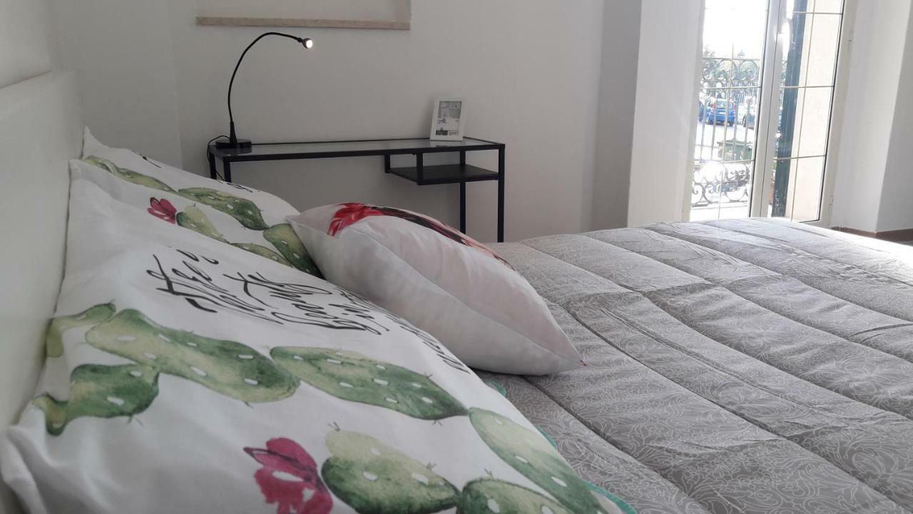 Al Molo Sant'Eligio Hotell Taranto Exteriör bild