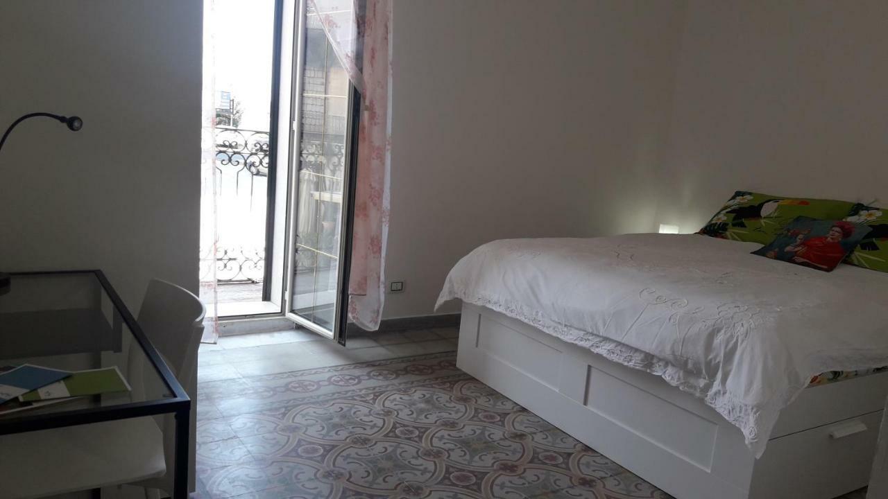 Al Molo Sant'Eligio Hotell Taranto Exteriör bild