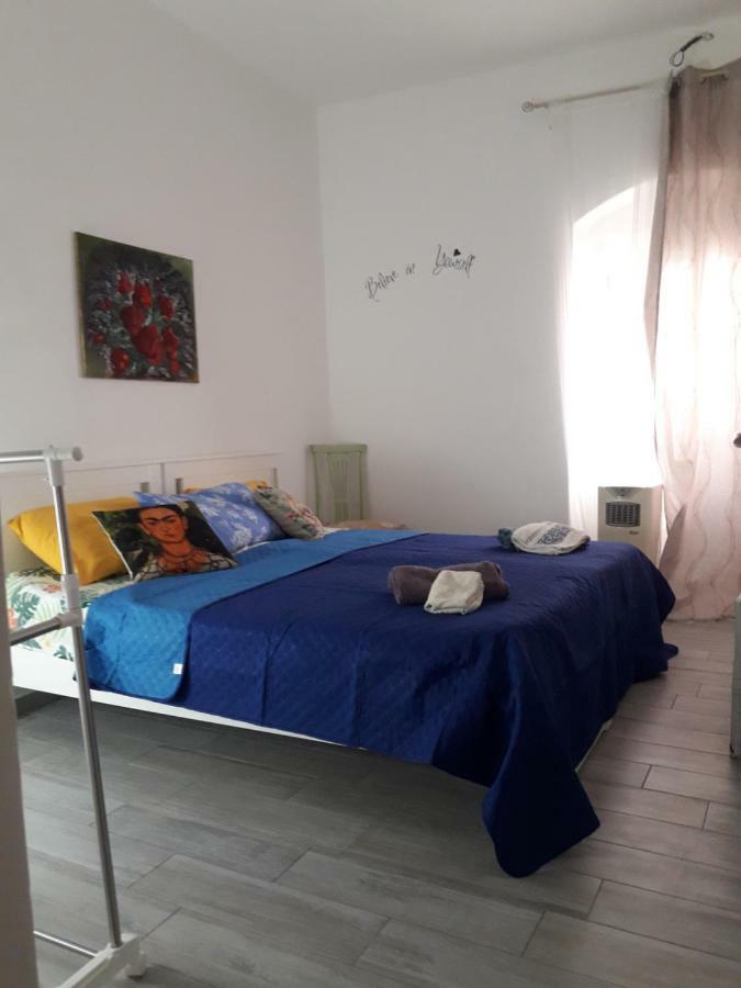 Al Molo Sant'Eligio Hotell Taranto Exteriör bild